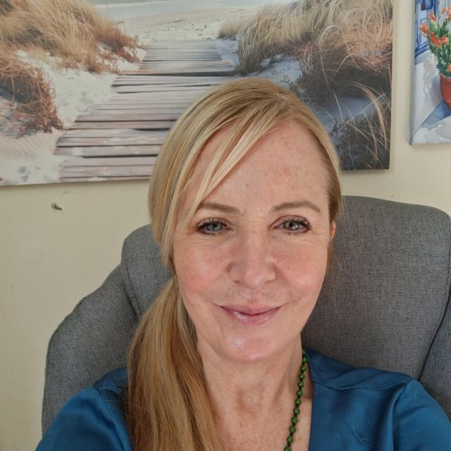 Mandy Roberts